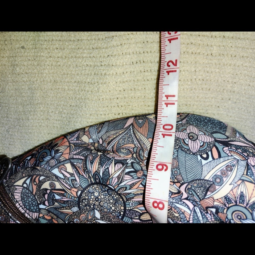 Sakroots Multicolor Sling Bag with Brown Accents - Picture 6 of 7